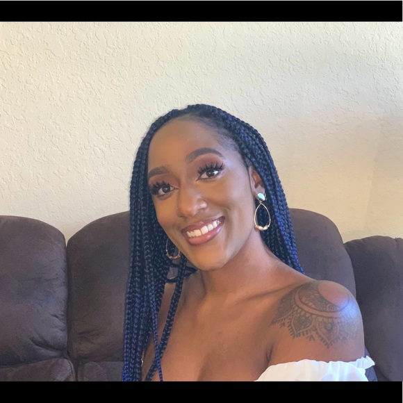 Meet your Posher, Conysha - Picture 1 of 1